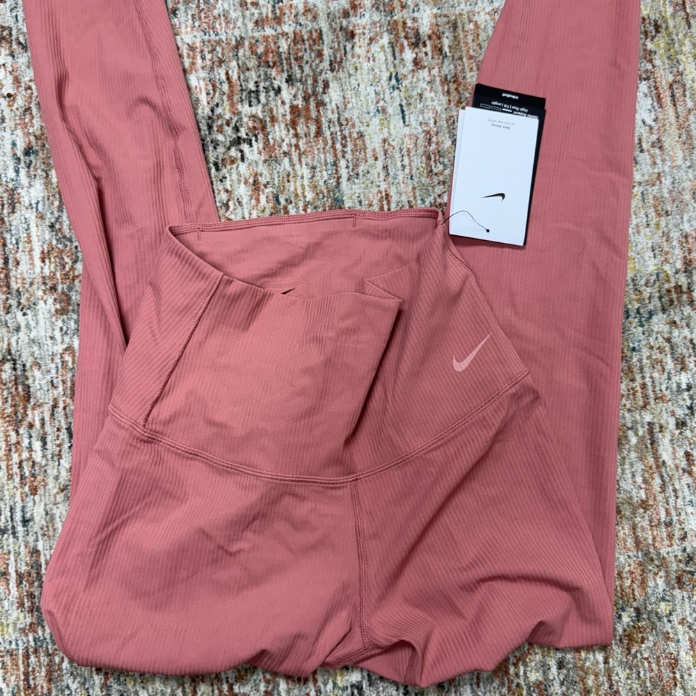 Nike Dusty Rose Training Leggings